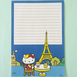 Papel de Carta Hello Kitty em Paris