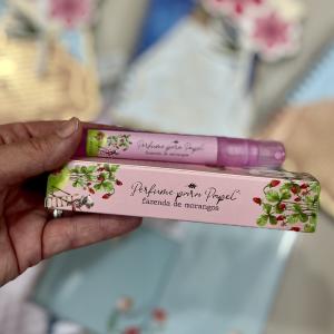 Perfume para papel Fazenda de morangos