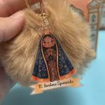 Chaveiro de Pompom N. Senhora Aparecida + Caixinha Igreja