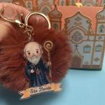 Chaveiro de Pompom São Bento + Caixinha Igreja